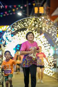 BIB: 16342
                            <button type="button" onclick="openModal(24740474)" class="btn btn-primary btn-sm float-right btn-popup" data-toggle="modal" data-target=".modal-high-quality">
                        <i class="fas fa-shopping-cart"></i> Add to Cart
                    </button>
                                            <button type="button" onclick="isThisMe(24740474, true)" class="btn btn-success btn-sm float-right btn-popup btn-isme hidden" data-toggle="tooltip" data-placement="bottom" title="นี่คือรูปของคุณใช่ไหม คลิกที่นี่เพื่อเอาเข้าอัลบั้ม">
                        <i class="fas fa-plus"></i> Add to album
                    </button>
                    <button type="button" onclick="isThisMe(24740474, false)" class="btn btn-warning btn-sm float-right btn-popup btn-isnotme hidden">
                        <i class="fas fa-ban"></i> Remove from album
                    </button>